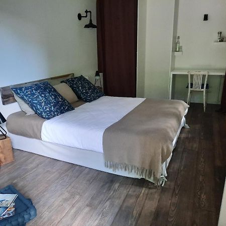 La Cabane De Troyes - Chambre D'Hotes Екстериор снимка