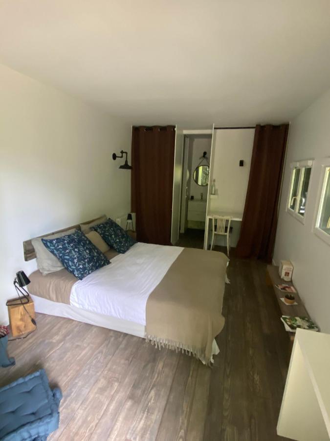 La Cabane De Troyes - Chambre D'Hotes Екстериор снимка